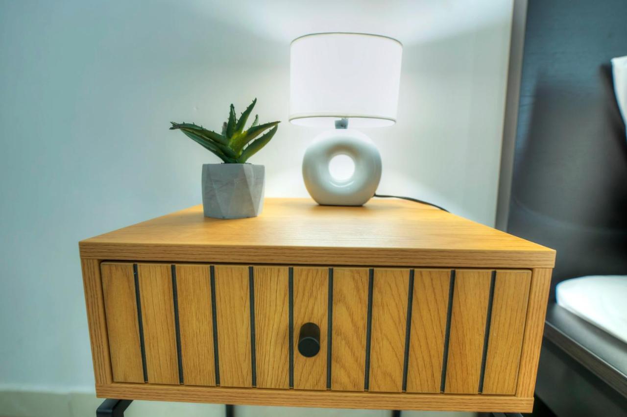 Seafront Beautifully Furnished 2 Bedrooms Gogzr-3 그지라 외부 사진