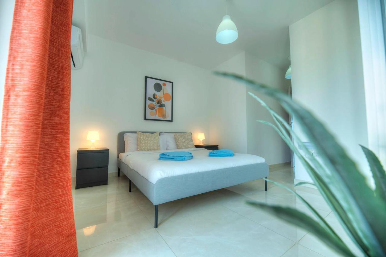 Seafront Beautifully Furnished 2 Bedrooms Gogzr-3 그지라 외부 사진